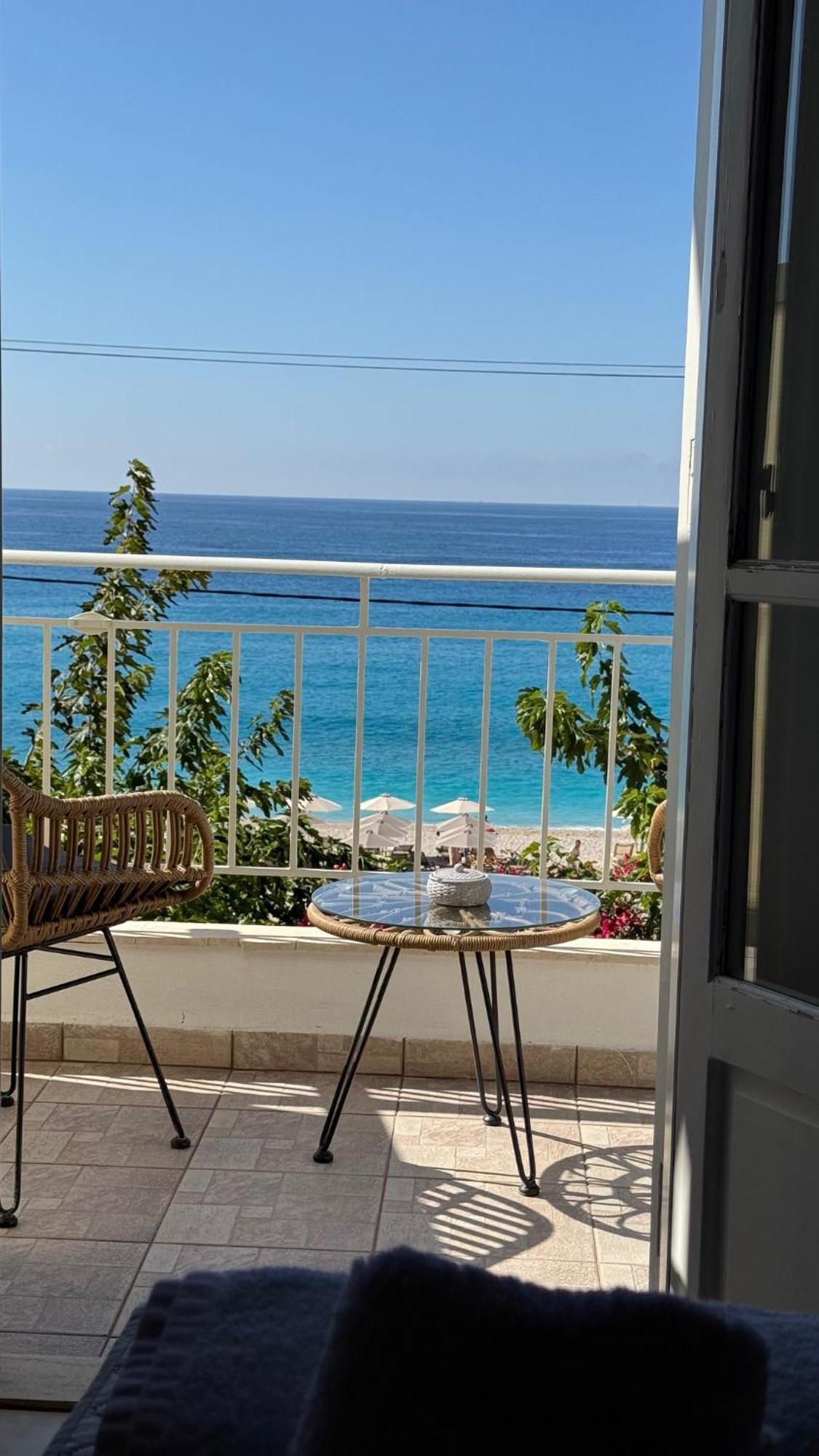 Monato Luxury Apartments Áyios Nikítas Buitenkant foto